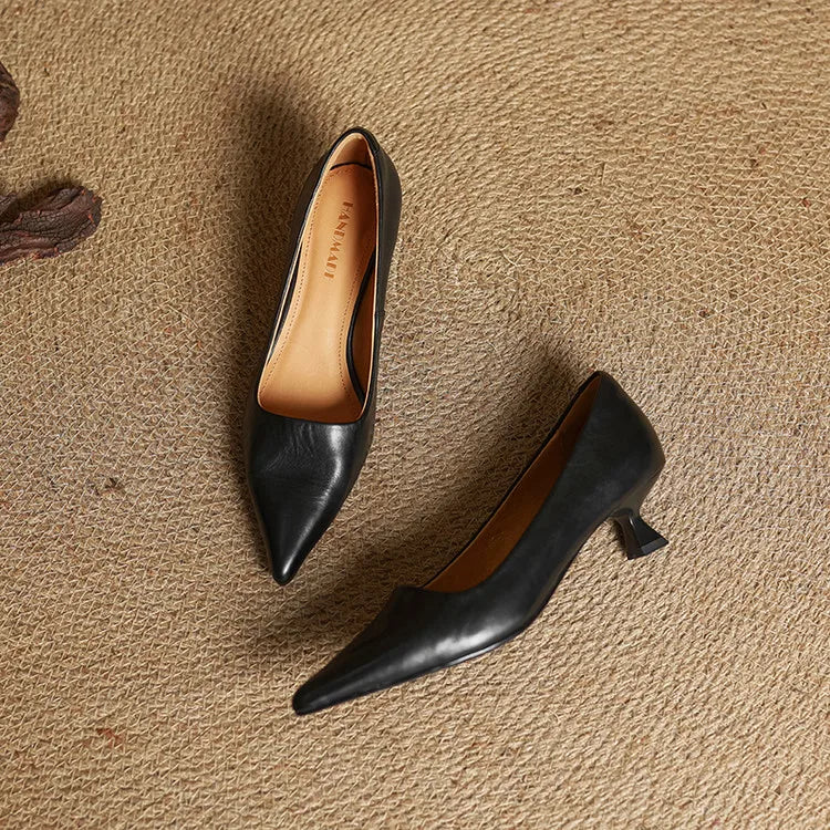 NADIRA™|ELEGANTE PUMPS